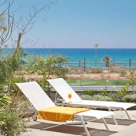 Сasa de vacaciones Royal 4 Bedroom Seafront